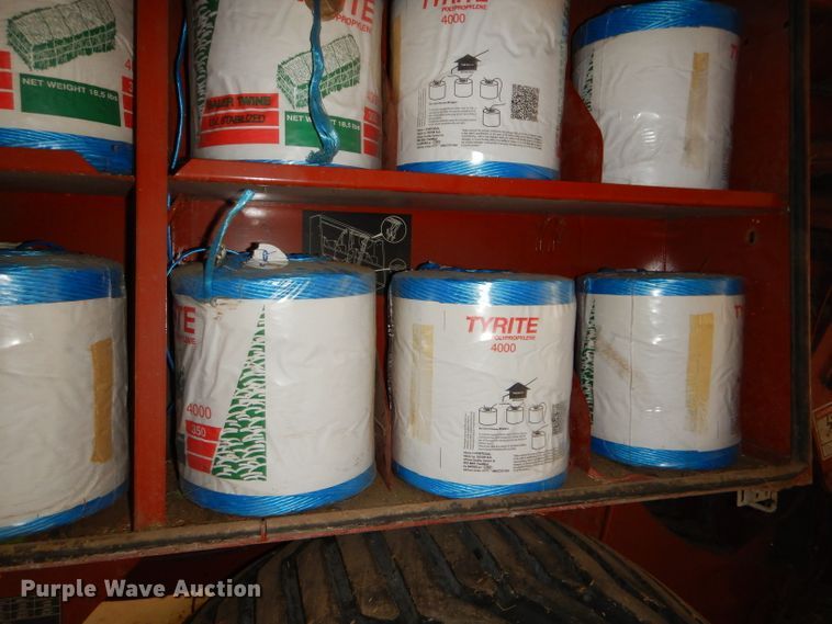 image for item ED9360 2003 Hesston 4760 large square baler