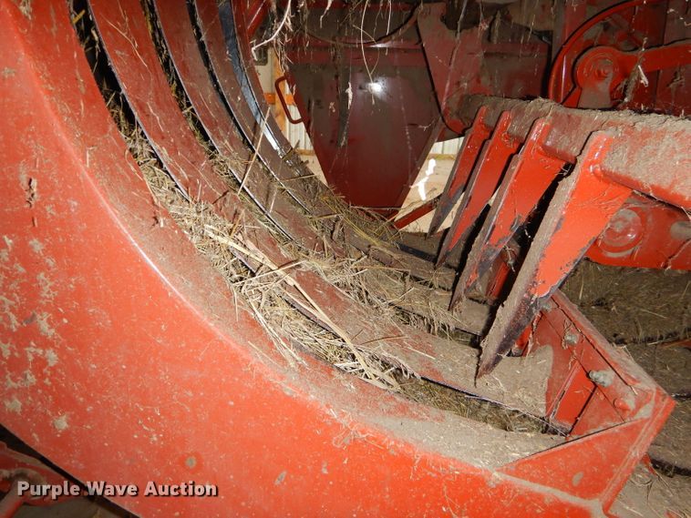 image for item ED9360 2003 Hesston 4760 large square baler