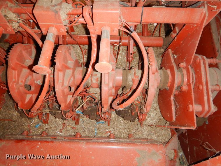 image for item ED9360 2003 Hesston 4760 large square baler