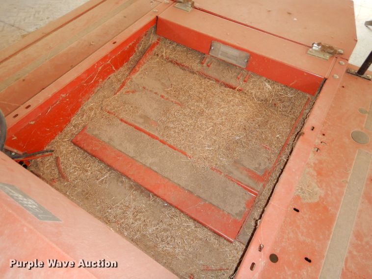 image for item ED9360 2003 Hesston 4760 large square baler