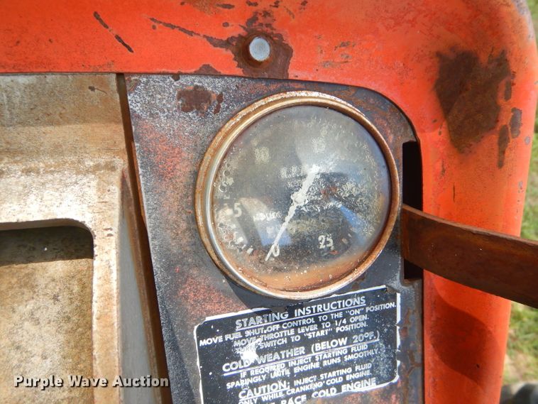 image for item ED9392 Massey-Ferguson 180 tractor