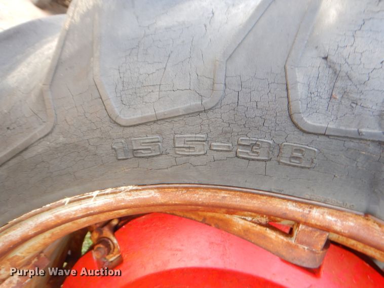 image for item ED9392 Massey-Ferguson 180 tractor