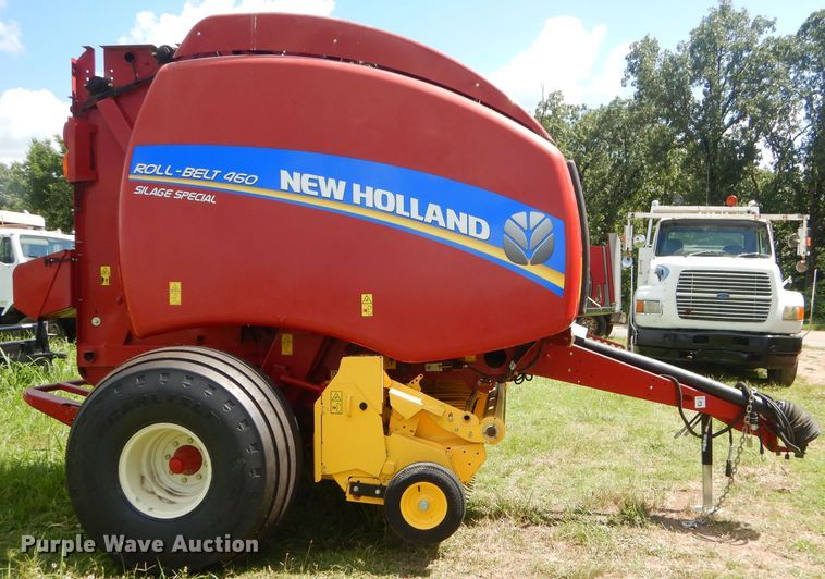 image for item ED9394 2016 New Holland Rollbelt 460 round baler