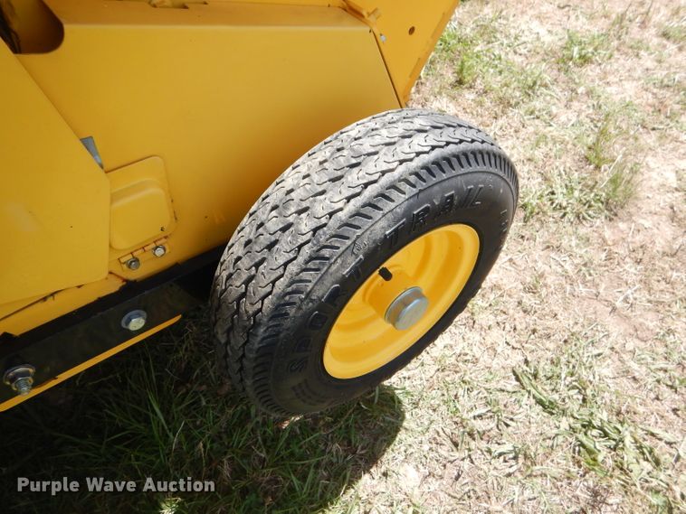 image for item ED9394 2016 New Holland Rollbelt 460 round baler