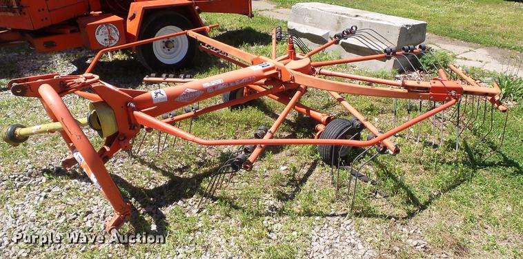 image for item EM9756 Kuhn GA300GM tedder