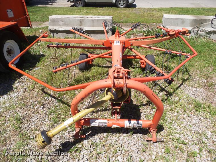 image for item EM9756 Kuhn GA300GM tedder