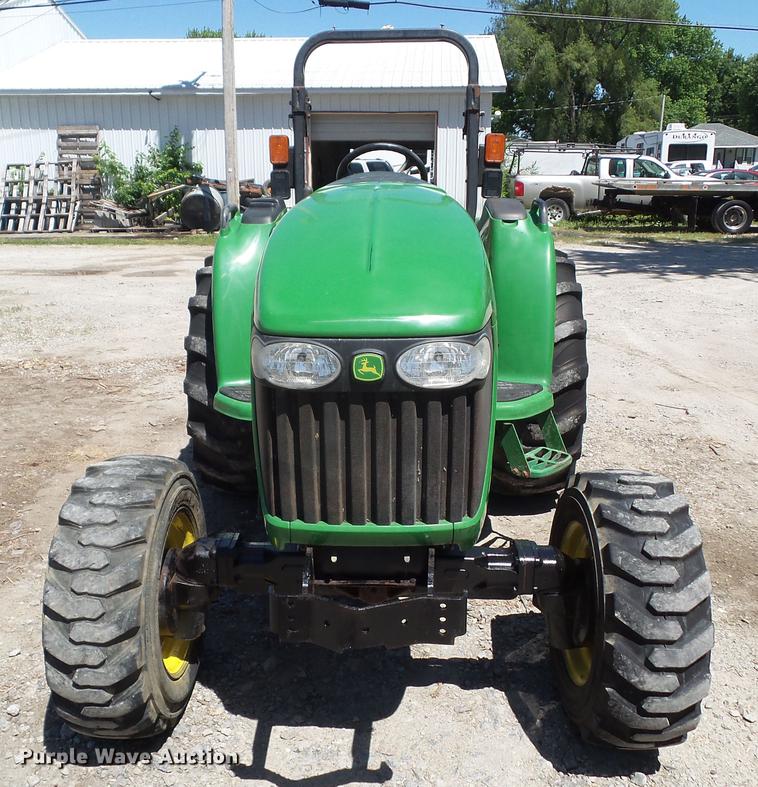 image for item EM9758 2006 John Deere 4520 MFWD tractor