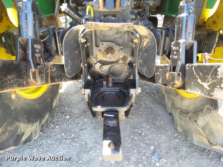 image for item EM9758 2006 John Deere 4520 MFWD tractor