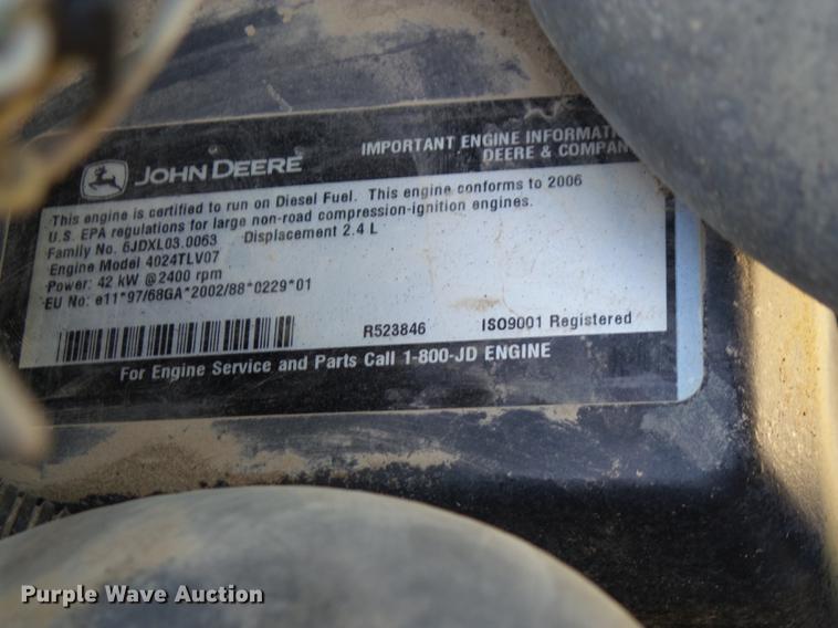 image for item EM9758 2006 John Deere 4520 MFWD tractor