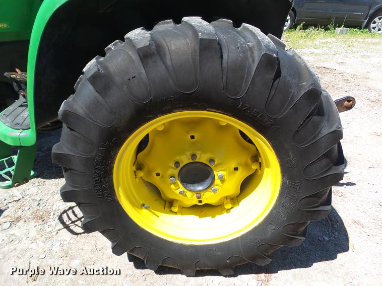 image for item EM9758 2006 John Deere 4520 MFWD tractor