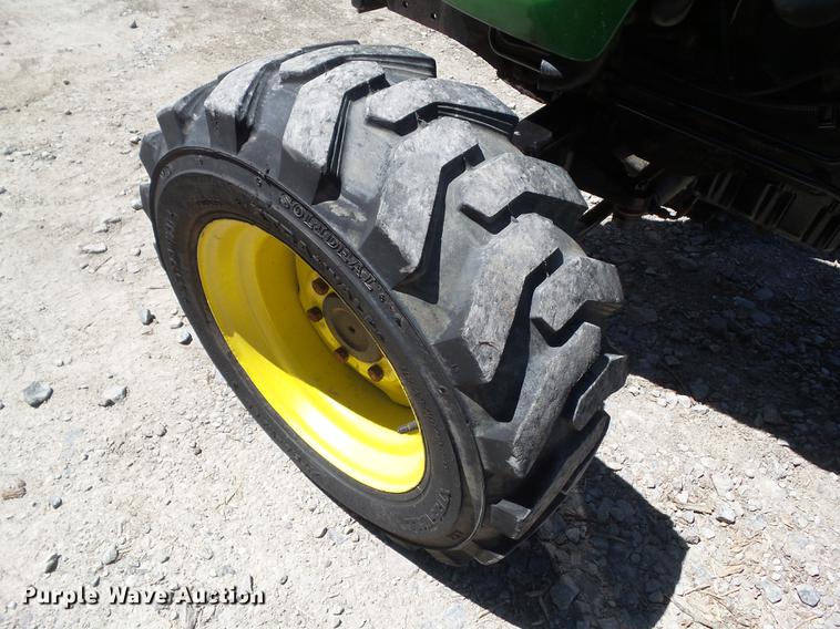 image for item EM9758 2006 John Deere 4520 MFWD tractor