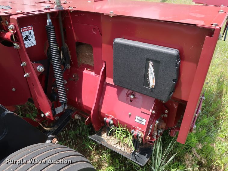 image for item FE9673 2011 MacDon R85 windrower