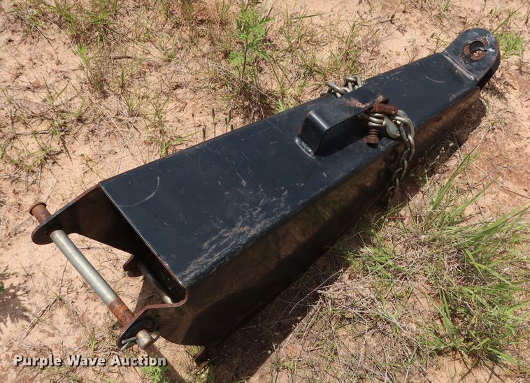 image for item FE9673 2011 MacDon R85 windrower