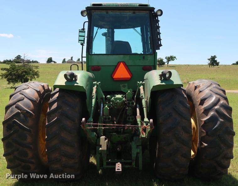 image for item FE9683 1980 John Deere 8440 4WD tractor