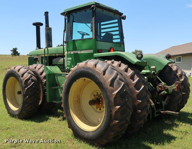 image for item FE9683 1980 John Deere 8440 4WD tractor