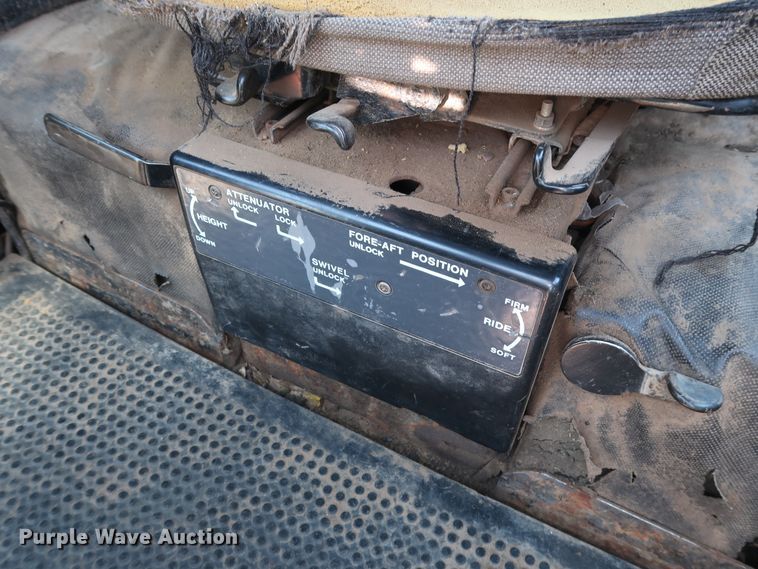 image for item FE9683 1980 John Deere 8440 4WD tractor