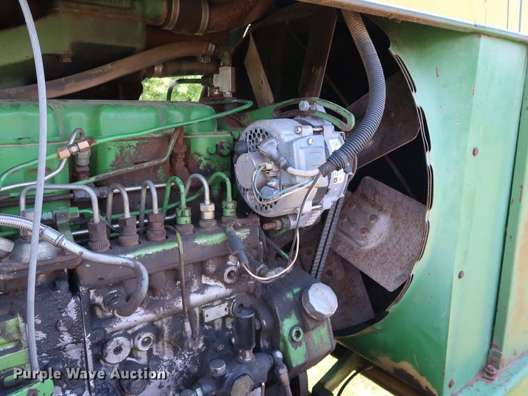 image for item FE9683 1980 John Deere 8440 4WD tractor