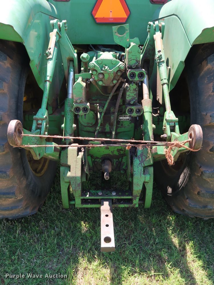 image for item FE9683 1980 John Deere 8440 4WD tractor