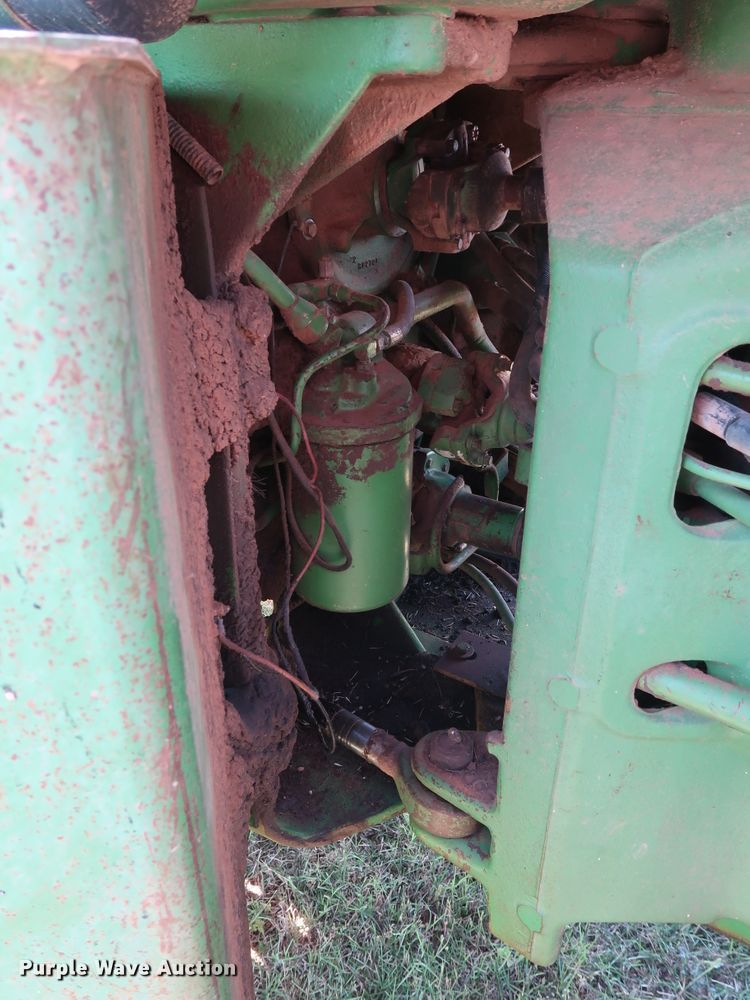 image for item FE9683 1980 John Deere 8440 4WD tractor