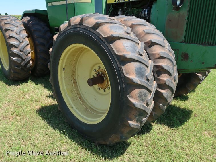 image for item FE9683 1980 John Deere 8440 4WD tractor