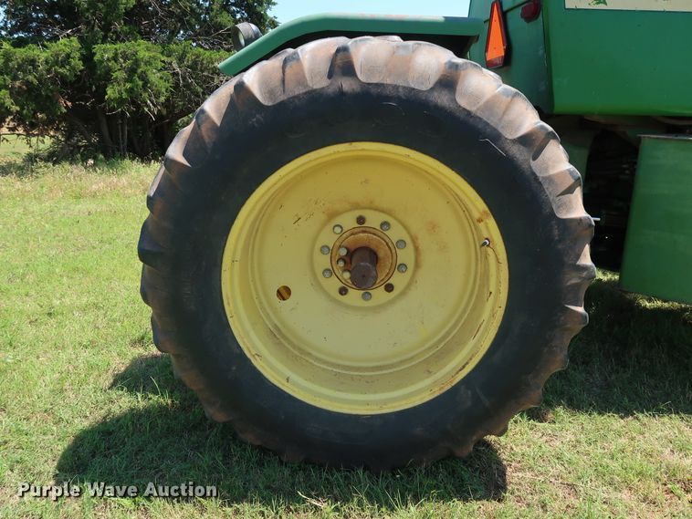 image for item FE9683 1980 John Deere 8440 4WD tractor