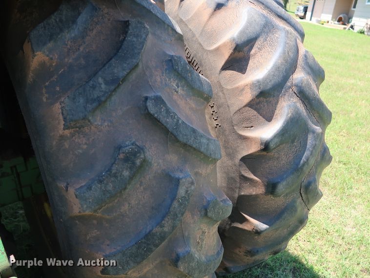 image for item FE9683 1980 John Deere 8440 4WD tractor