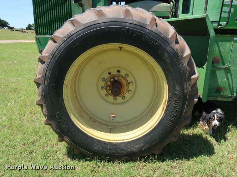 image for item FE9683 1980 John Deere 8440 4WD tractor