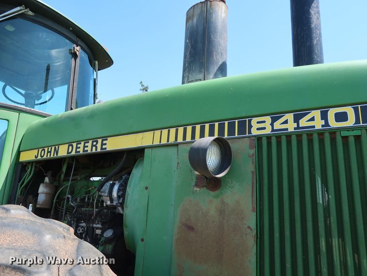 image for item FE9683 1980 John Deere 8440 4WD tractor
