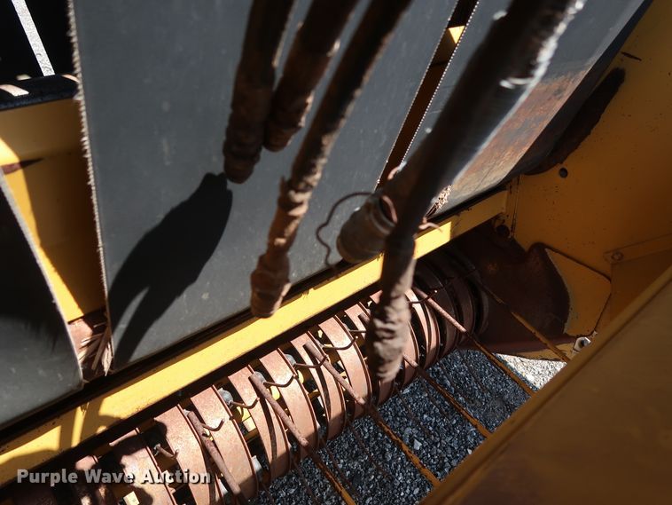 image for item FE9684 (2) Vermeer 605K round balers