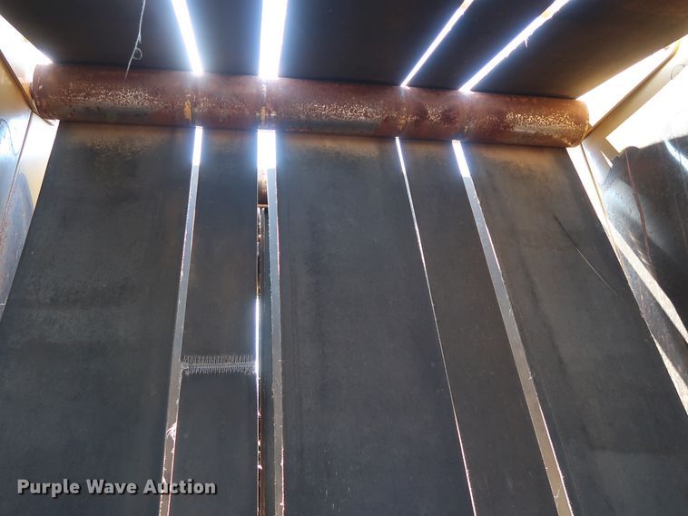 image for item FE9684 (2) Vermeer 605K round balers