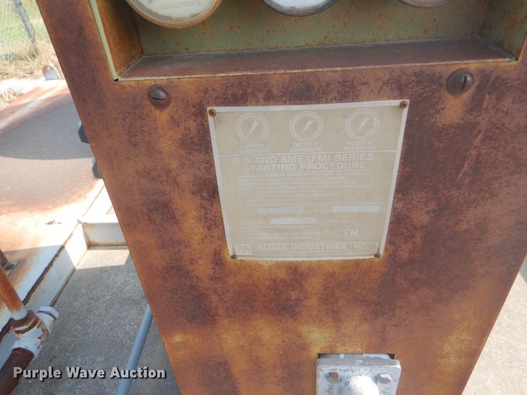 image for item FG9753 (3) bulk propane tanks