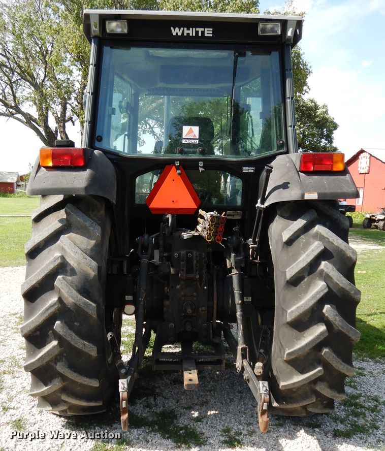 image for item FI9859 1992 White 6105 tractor