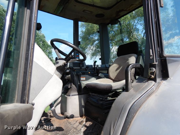image for item FI9859 1992 White 6105 tractor