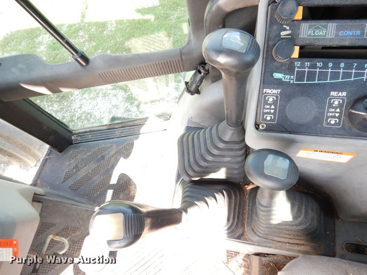 image for item FI9859 1992 White 6105 tractor