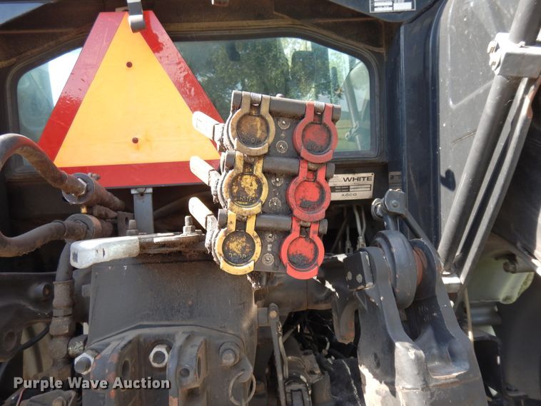 image for item FI9859 1992 White 6105 tractor