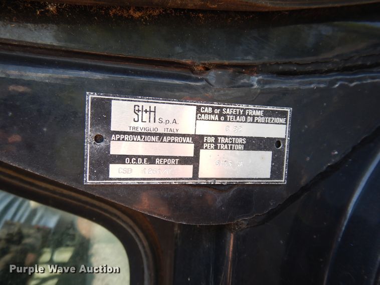 image for item FI9859 1992 White 6105 tractor