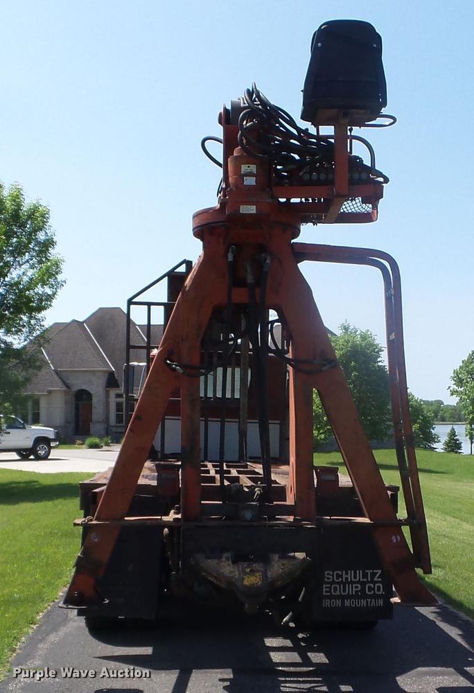 image for item FM9363 1981 International Paystar 5000 log loader truck