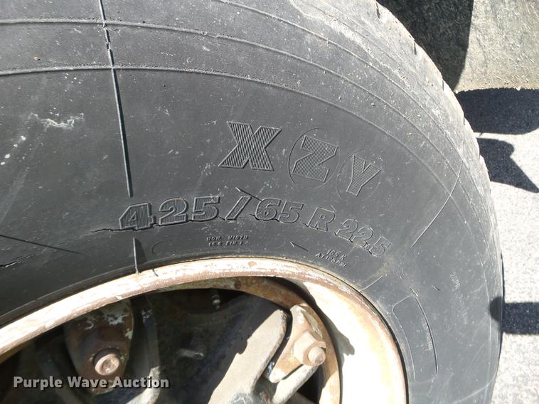 image for item FM9363 1981 International Paystar 5000 log loader truck