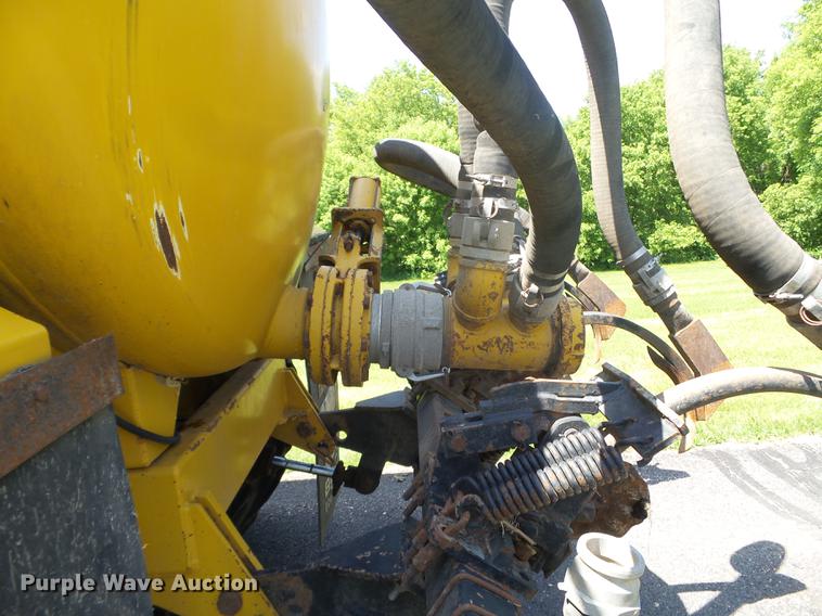 image for item FM9364 Ag-Chem AG-Gator 2004 waste applicator