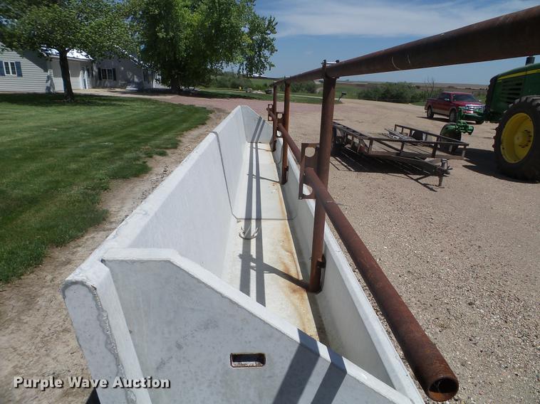 image for item FM9380 Fence line feed bunks