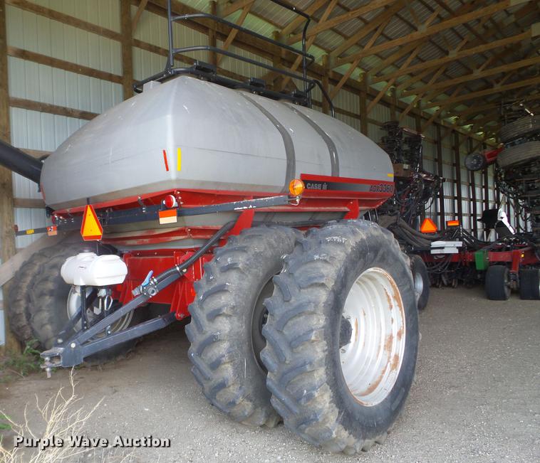 image for item FM9381 Case IH SDX40 air seeder