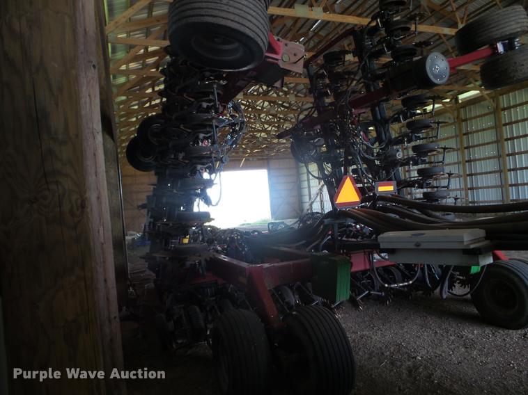image for item FM9381 Case IH SDX40 air seeder