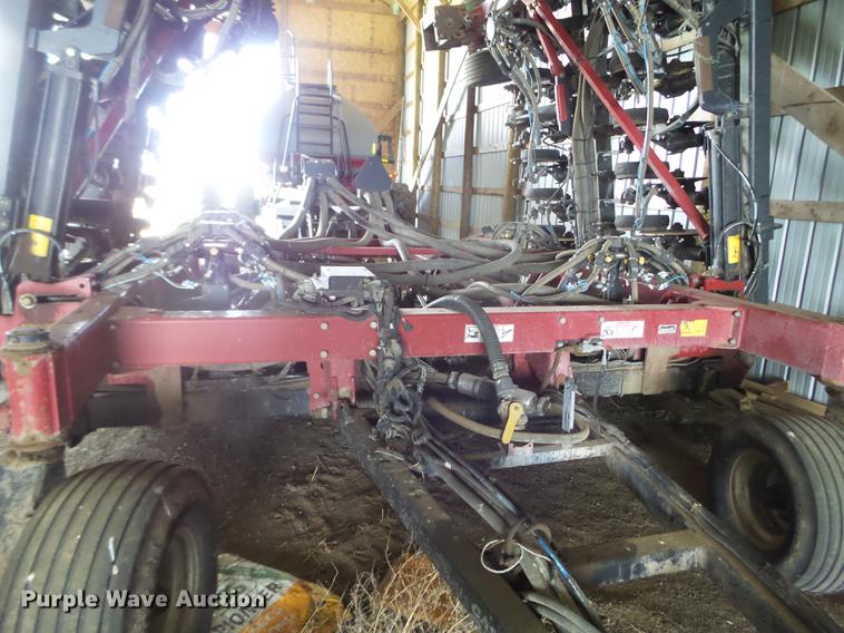 image for item FM9381 Case IH SDX40 air seeder