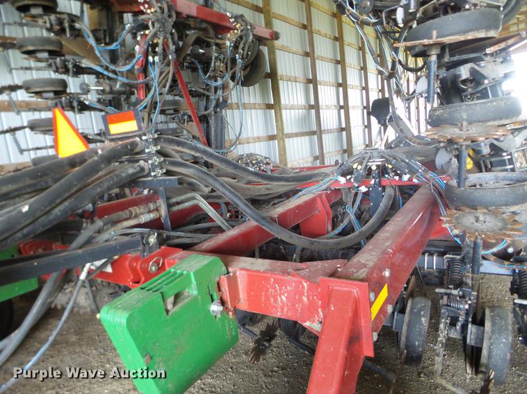 image for item FM9381 Case IH SDX40 air seeder
