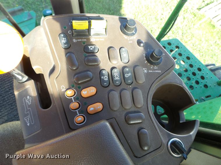 image for item FM9387 2000 John Deere 9650 STS RWA combine