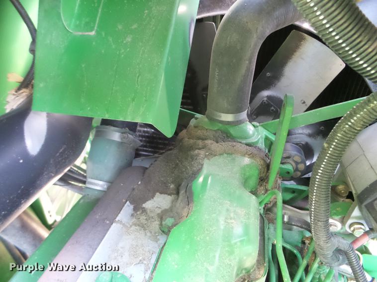 image for item FM9387 2000 John Deere 9650 STS RWA combine