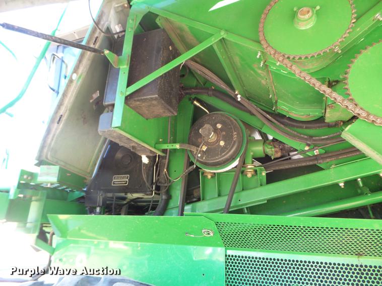 image for item FM9387 2000 John Deere 9650 STS RWA combine