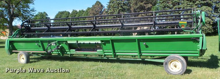 image for item FM9388 2006 John Deere 630F Hydraflex head