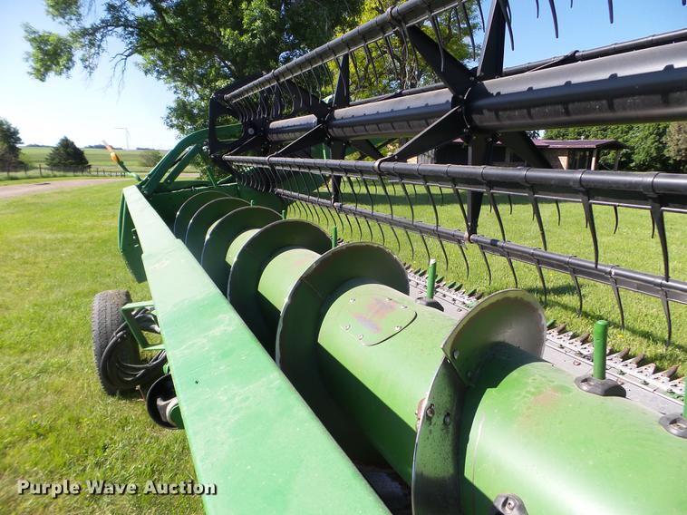 image for item FM9388 2006 John Deere 630F Hydraflex head