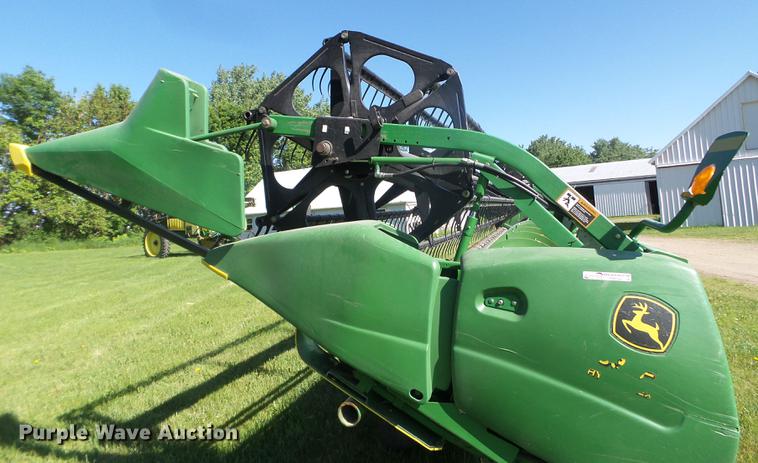 image for item FM9388 2006 John Deere 630F Hydraflex head